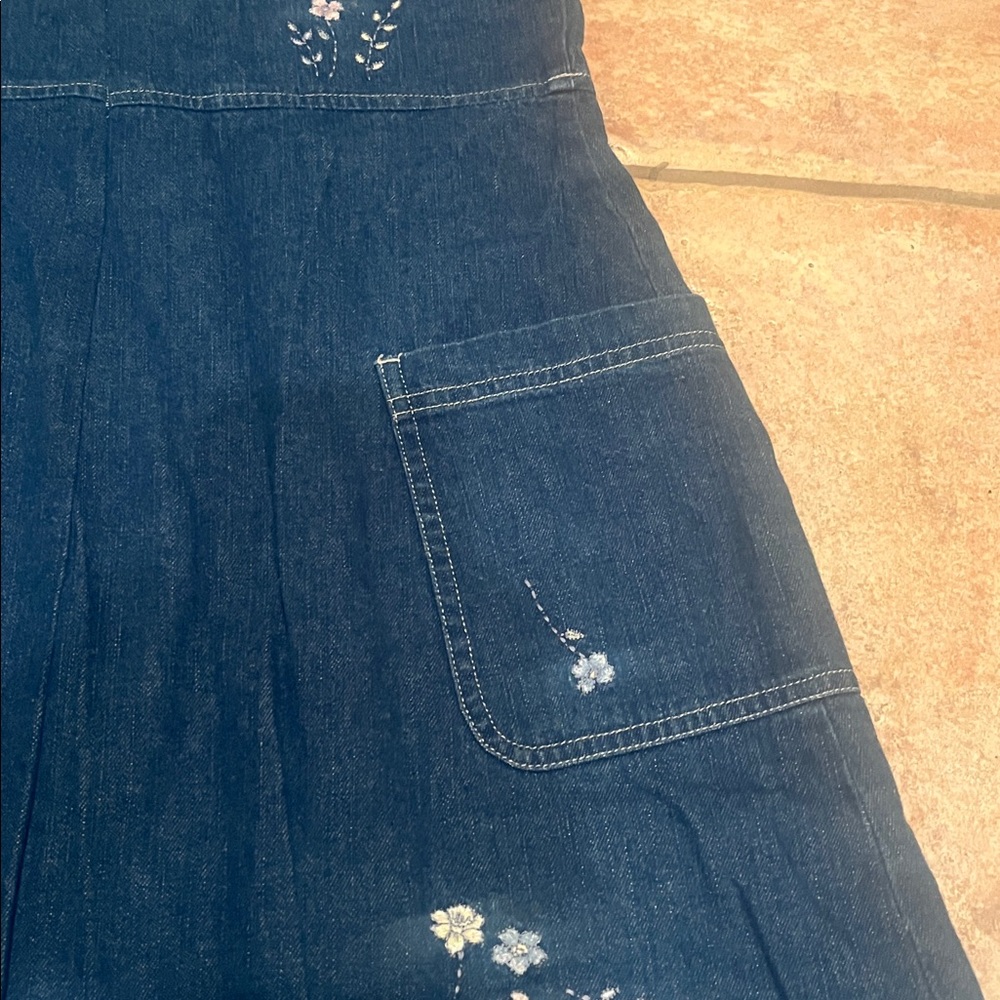 Vintage Disney Pooh Bear Floral Embroidered Denim Apron Dress. No tag SMALL - Picture 5 of 7